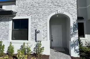 28709 SW 132nd Pl, Homestead, FL 33033 - Photo 2