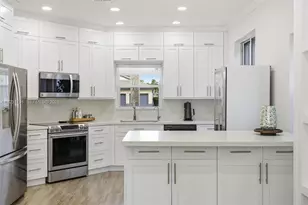 19185 NW 22nd St, Pembroke Pines, FL 33029 - Photo 14
