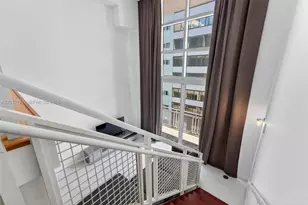253 NE 2nd St, Miami, FL 33132 - Photo 8