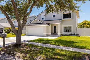 9650 SW 9th Ct, Pembroke Pines, FL 33025 - Photo 4
