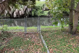 2698 NW 60th Way, Sunrise, FL 33313 - Photo 38