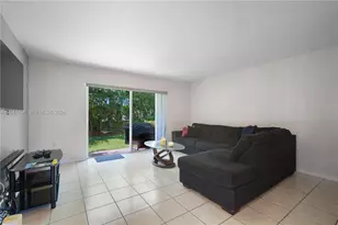 3073 SW 128th Ave, Miramar, FL 33027 - Photo 10