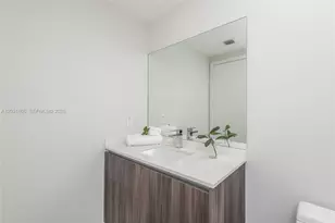 488 NE 18th St, Miami, FL 33132 - Photo 18