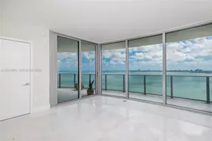 488 NE 18th St, Miami, FL 33132 - Photo 10
