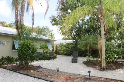 4225 SE Westfield St, Stuart, FL 34997 - Photo 6