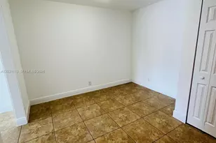 7701 SW 10th Ct, North Lauderdale, FL 33068 - Photo 4