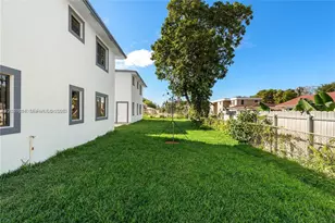 2243 NW 50th St, Miami, FL 33142 - Photo 10