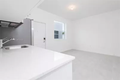 2636 SE 8th Ct, Homestead, FL 33035 - Photo 8