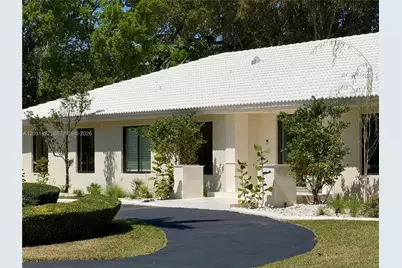 8845 SW 176th Ter, Palmetto Bay, FL 33157 - Photo 2