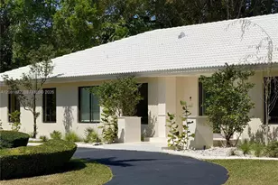 8845 SW 176th Terrace, Palmetto Bay, FL 33157 - Photo 2
