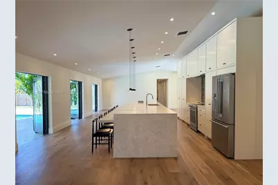 8845 SW 176th Ter, Palmetto Bay, FL 33157 - Photo 4