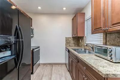 630 NW 199th St, Miami Gardens, FL 33169 - Photo 6
