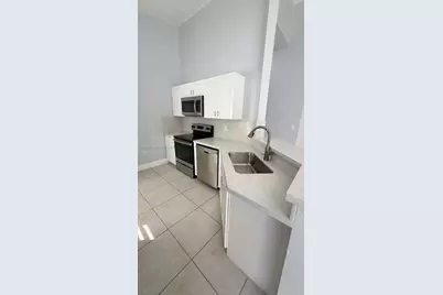 2120 NE 37th Rd #1, Homestead, FL 33033 - Photo 18