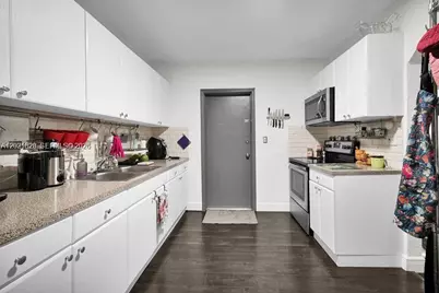 600 NW 34th Ave, Miami, FL 33125 - Photo 20