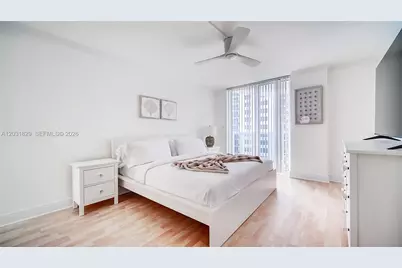 2401 Collins Ave #904, Miami Beach, FL 33140 - Photo 10