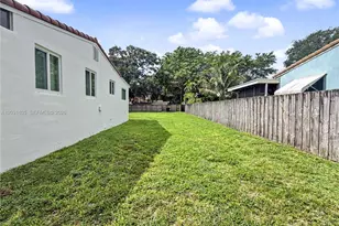 436 Lark Ave, Miami Springs, FL 33166 - Photo 14