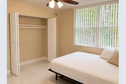 9420 Tangerine Pl #401, Davie, FL 33324 - Photo 14