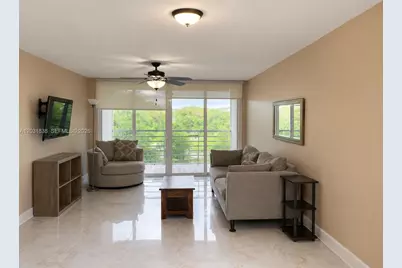 9420 Tangerine Pl #401, Davie, FL 33324 - Photo 1
