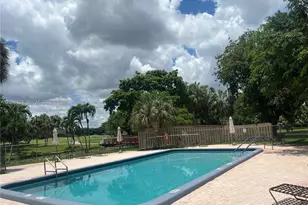9420 Tangerine Pl, Davie, FL 33324 - Photo 26