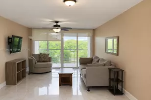 9420 Tangerine Pl, Davie, FL 33324 - Photo 2