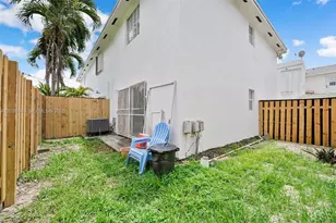 421 SW 3rd St, Miami, FL 33130 - Photo 14