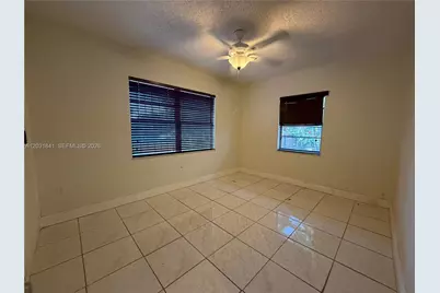 6318 SW 27th St, Miami, FL 33155 - Photo 6