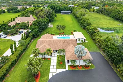 13900 Mustang Trl, Southwest Ranches, FL 33330 - Photo 6