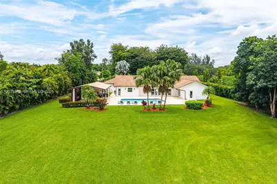 13900 Mustang Trl, Southwest Ranches, FL 33330 - Photo 6