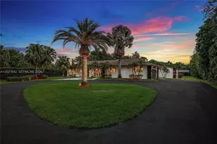 13900 Mustang Trail, Southwest Ranches, FL 33330 - Photo 20