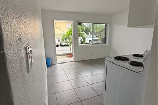 7824 NW 5th Ct, Miami, FL 33150 - Photo 10
