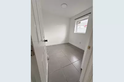 7824 NW 5th Ct #7, Miami, FL 33150 - Photo 6