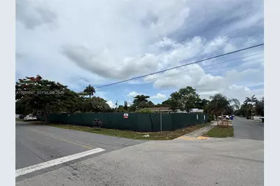 201 NW 11th St, Fort Lauderdale, FL 33311 - Photo 2