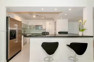 900 Bay Dr, Miami Beach, FL 33141 - Photo 8