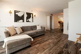2625 Collins Ave, Miami Beach, FL 33140 - Photo 4