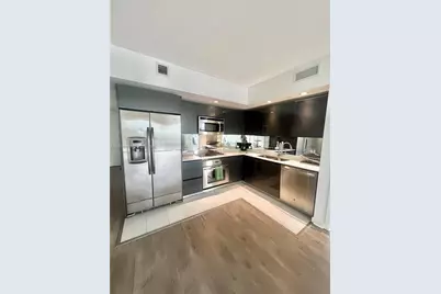 31 SE 6th St #2307, Miami, FL 33131 - Photo 4