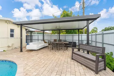 9770 NW 25th St, Sunrise, FL 33322 - Photo 22