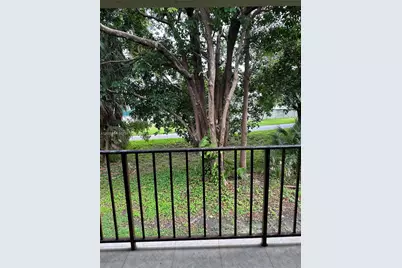 9250 Fontainebleau Blvd #202, Miami, FL 33172 - Photo 6