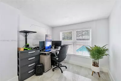 6810 Douglas St, Hollywood, FL 33024 - Photo 18