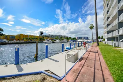 1800 NW 24th Ave #712, Miami, FL 33125 - Photo 30