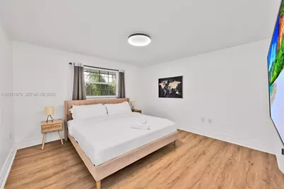 2940 NE 164th St, North Miami Beach, FL 33160 - Photo 22