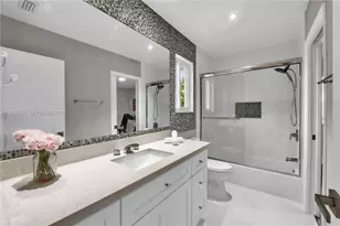 19023 SW 60th Ct, Pembroke Pines, FL 33332 - Photo 40