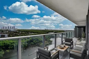 16385 Biscayne Blvd, North Miami Beach, FL 33160 - Photo 1