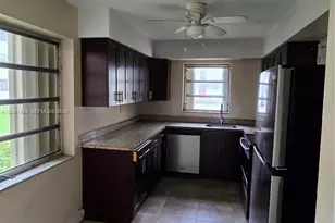 1450 NE 191st St, Miami, FL 33179 - Photo 4