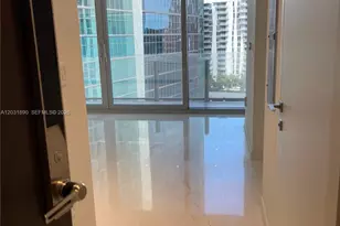 300 Biscayne Blvd Way, Miami, FL 33131 - Photo 2