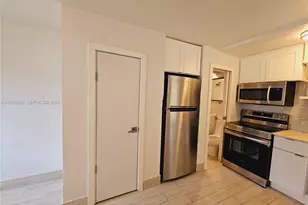 26 SE 13th Terrace, Dania Beach, FL 33004 - Photo 4