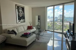 325 S Biscayne Blvd, Miami, FL 33131 - Photo 2