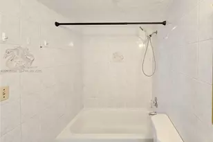 16919 N Bay Rd, Sunny Isles Beach, FL 33160 - Photo 10