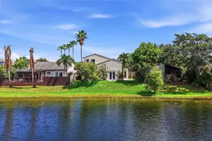 13760 Cumberland Pl, Davie, FL 33325 - Photo 24