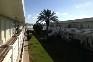 2700 NE 135th St, North Miami, FL 33181 - Photo 12