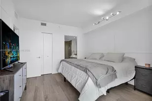 45 SW 9th St, Miami, FL 33130 - Photo 10
